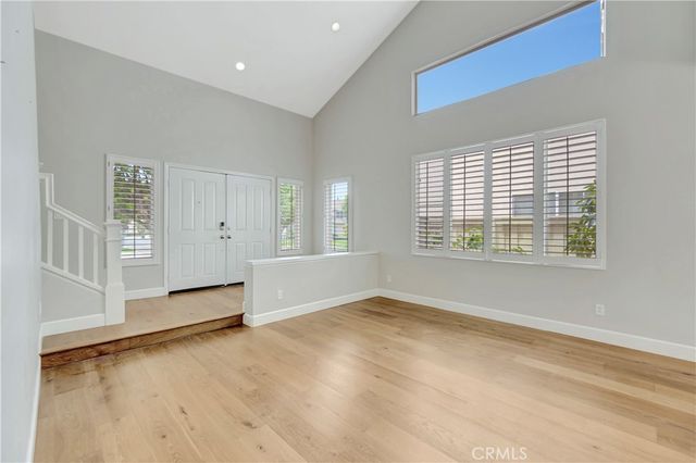 15 Whispering Pne, Irvine, CA 92620