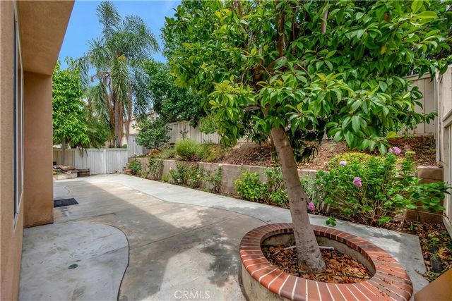 15 Whispering Pne, Irvine, CA 92620