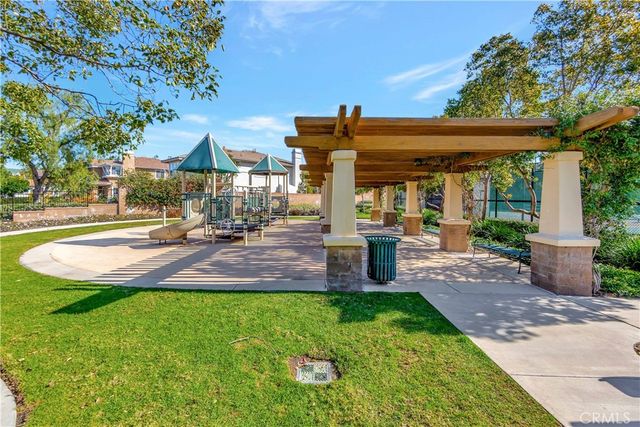 15 Whispering Pne, Irvine, CA 92620