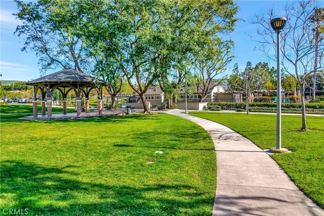 15 Whispering Pne, Irvine, CA 92620