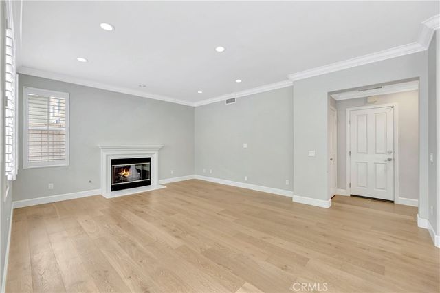 15 Whispering Pne, Irvine, CA 92620