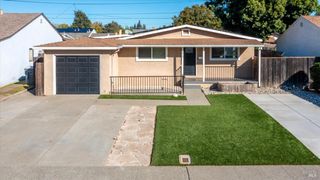372 Acacia St, Vacaville, CA 95688