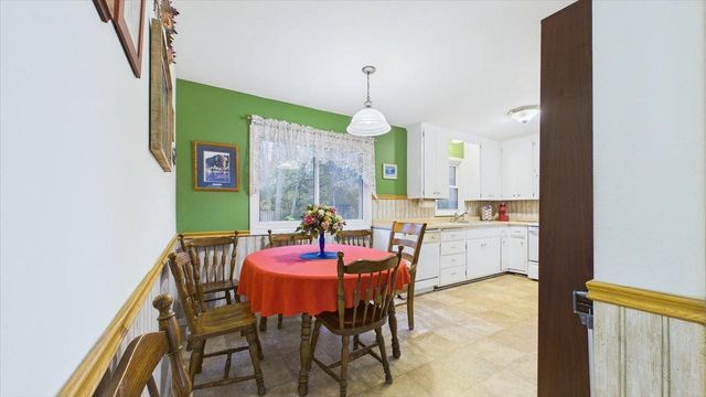 3624 Rolling View Drive, White Bear Lake, MN 55110