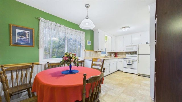 3624 Rolling View Drive, White Bear Lake, MN 55110