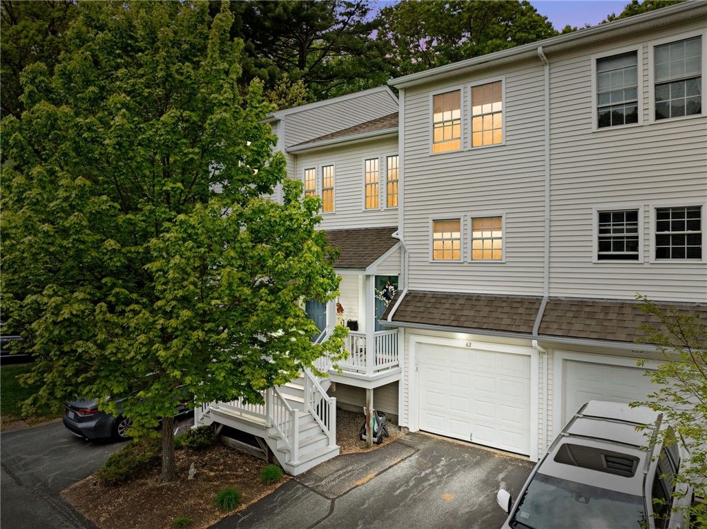 82 Red Brook Lane 82, West Warwick, RI 02893