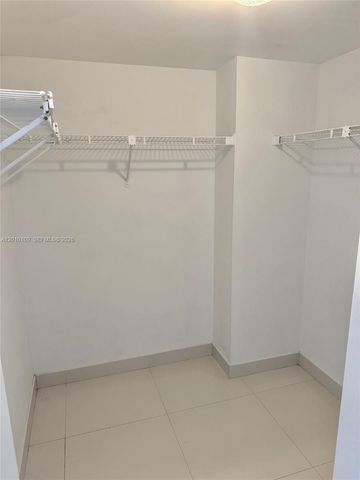 3300 NE 192nd St 1609, Aventura, FL 33180