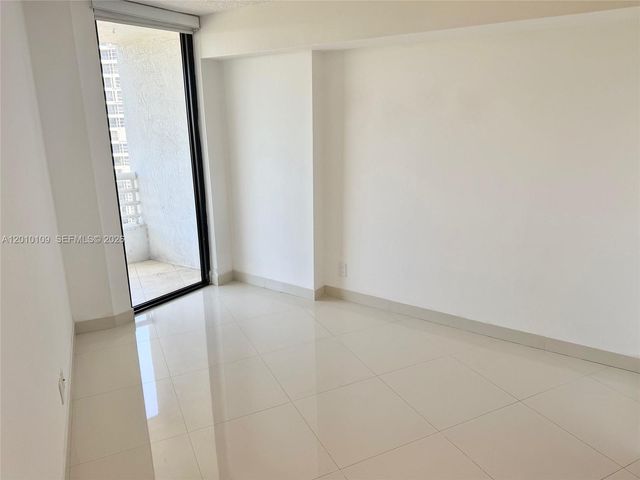 3300 NE 192nd St 1609, Aventura, FL 33180