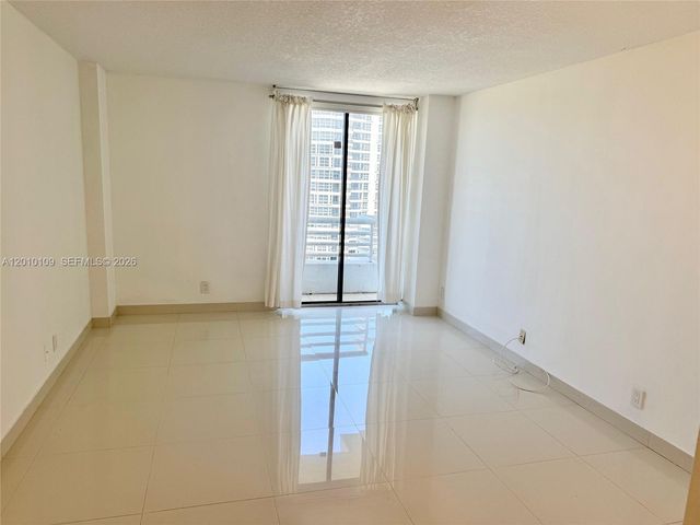 3300 NE 192nd St 1609, Aventura, FL 33180