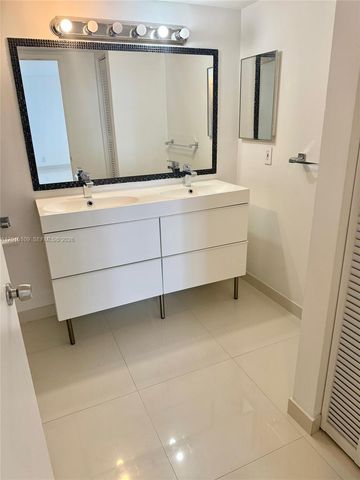 3300 NE 192nd St 1609, Aventura, FL 33180