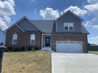 702 Rushville Dr, Clarksville, TN 37042