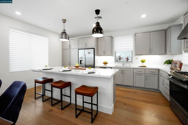 5860 Silhouette Ct, Dublin, CA 94568