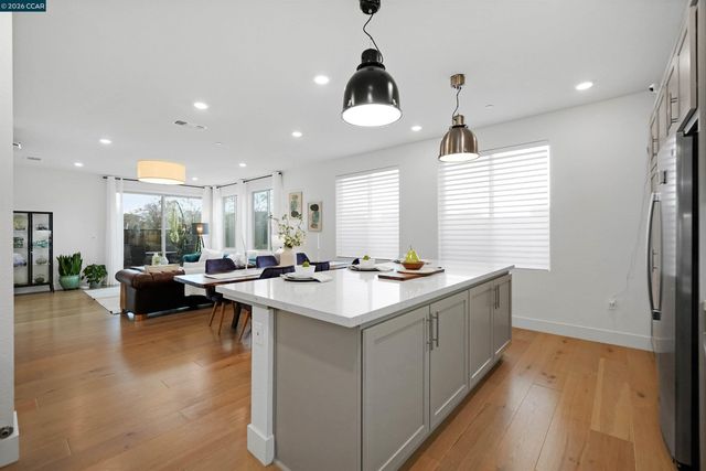 5860 Silhouette Ct, Dublin, CA 94568