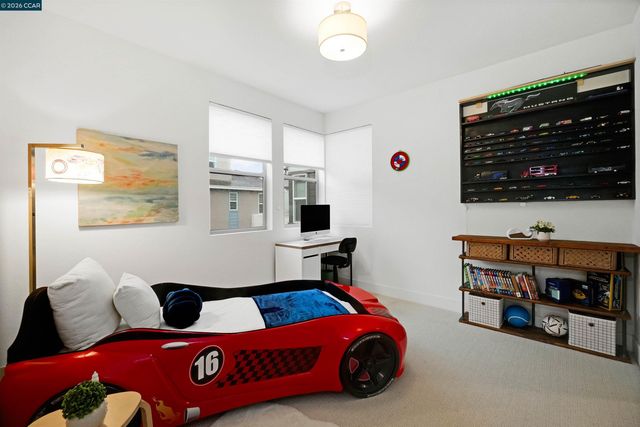 5860 Silhouette Ct, Dublin, CA 94568