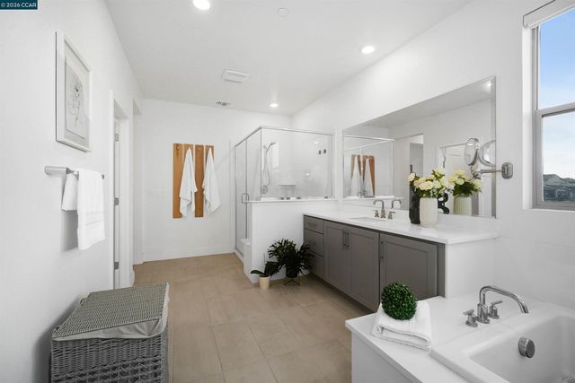 5860 Silhouette Ct, Dublin, CA 94568