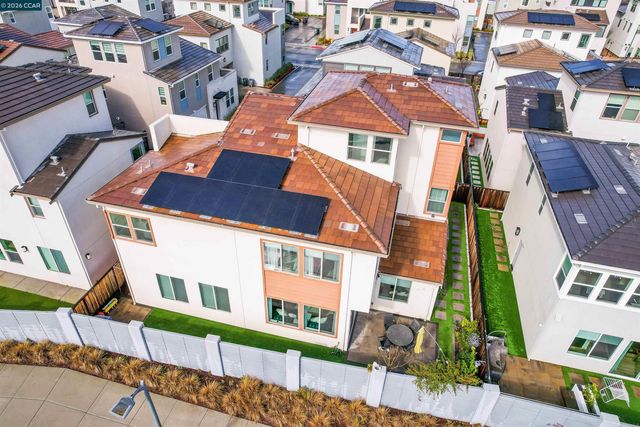 5860 Silhouette Ct, Dublin, CA 94568