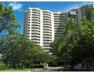 3300 NE 192nd Street 914, Aventura, FL 33180