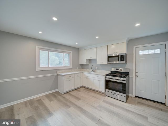 3113 BELLBROOK CT, Temple Hills, MD 20748