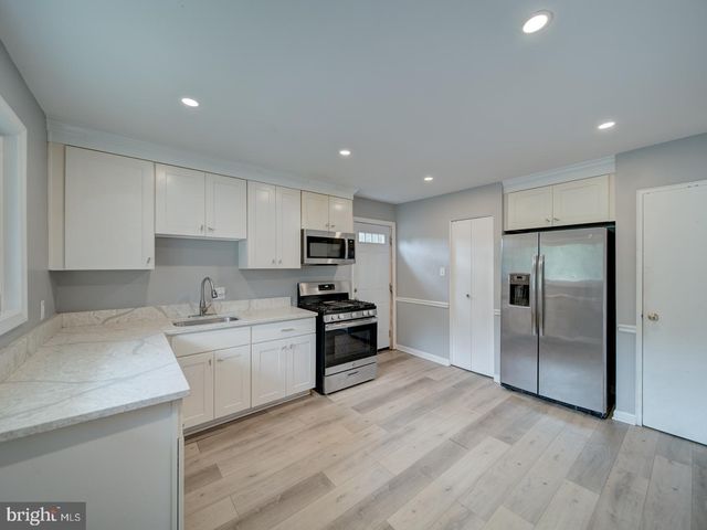 3113 BELLBROOK CT, Temple Hills, MD 20748