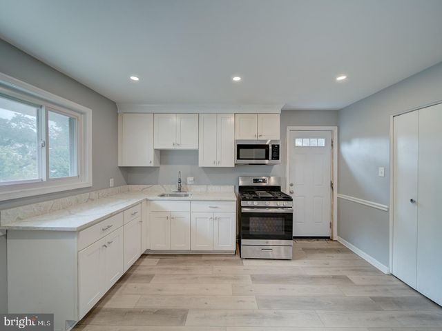 3113 BELLBROOK CT, Temple Hills, MD 20748