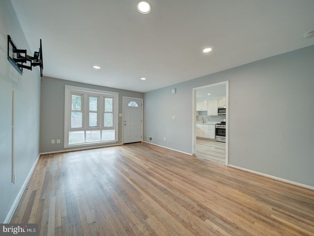 3113 BELLBROOK CT, Temple Hills, MD 20748