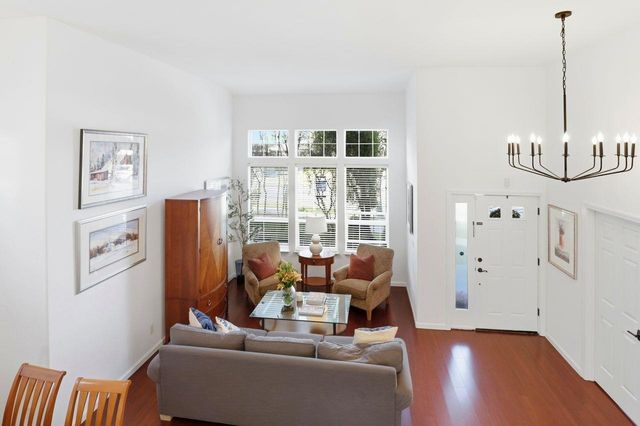 1320 Heritage Way, Gilroy, CA 95020