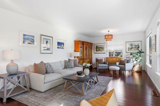 1320 Heritage Way, Gilroy, CA 95020