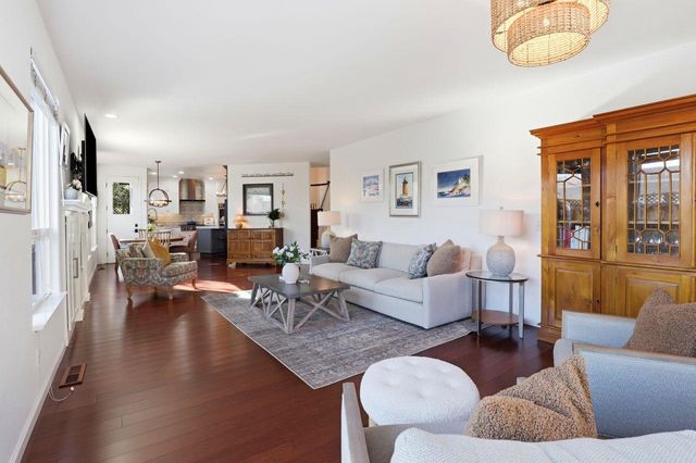 1320 Heritage Way, Gilroy, CA 95020