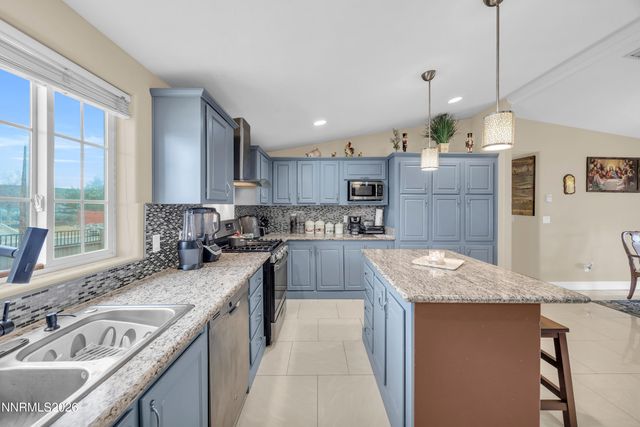 592 Morgan Circle, Sun Valley, NV 89433