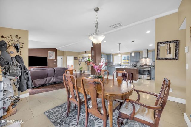 592 Morgan Circle, Sun Valley, NV 89433