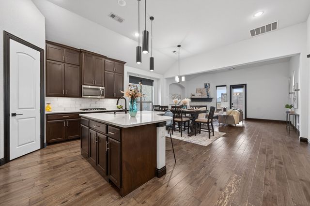 6117 Whiskerbrush, Flower Mound, TX 76226