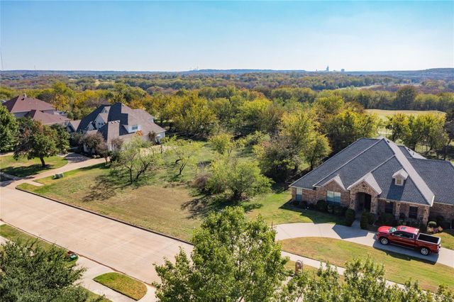 1024 Parview Circle, Grand Prairie, TX 75104