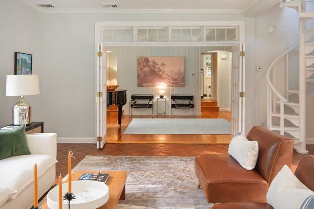 4 Cedar Road, Lincoln, MA 01773