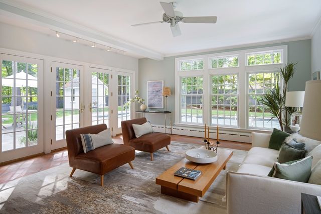 4 Cedar Road, Lincoln, MA 01773