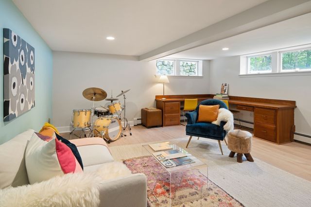 4 Cedar Road, Lincoln, MA 01773