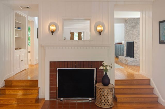 4 Cedar Road, Lincoln, MA 01773