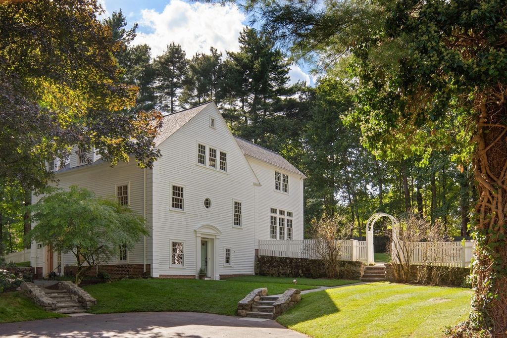 4 Cedar Road, Lincoln, MA 01773