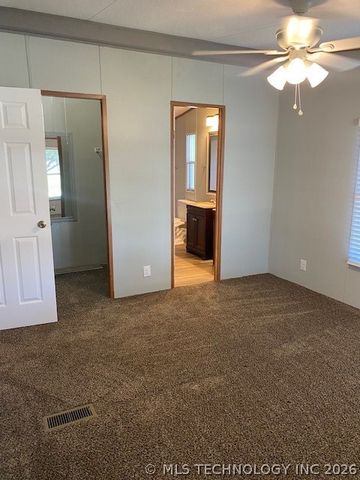 49 Tamkiki, Mead, OK 73449