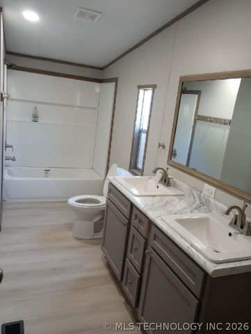 49 Tamkiki, Mead, OK 73449