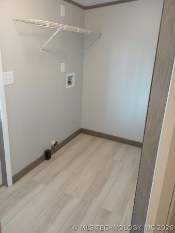 49 Tamkiki, Mead, OK 73449