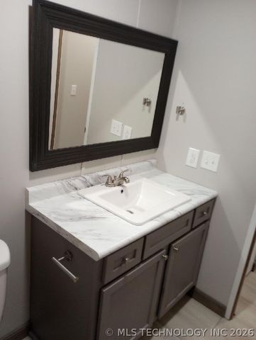 49 Tamkiki, Mead, OK 73449