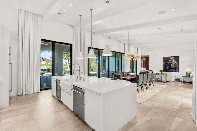 5210 OAK ISLAND ROAD, Belle Isle, FL 32809