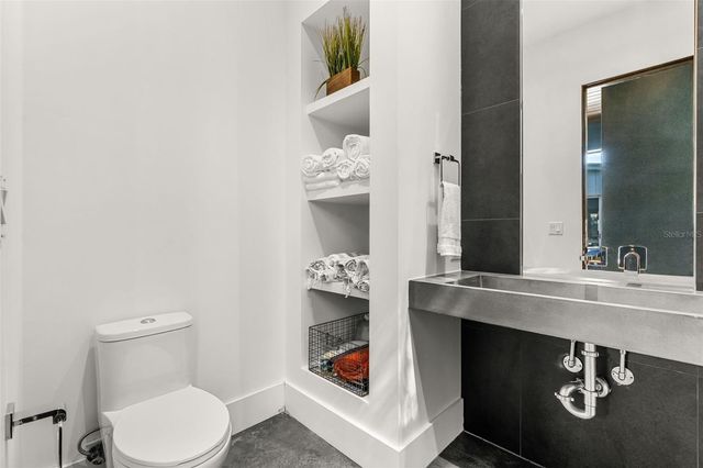 5210 OAK ISLAND ROAD, Belle Isle, FL 32809