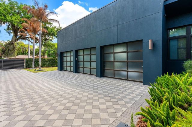 5210 OAK ISLAND ROAD, Belle Isle, FL 32809