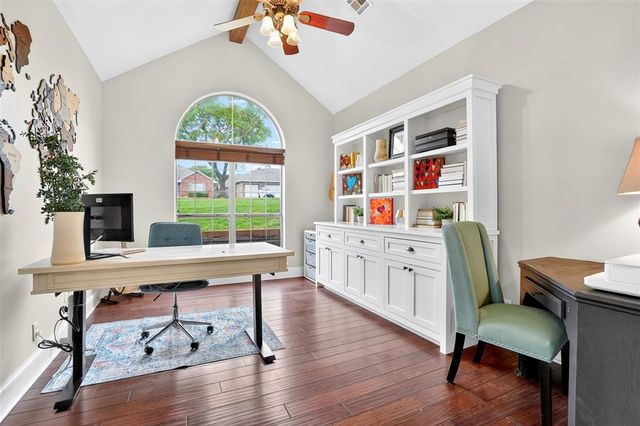 3601 Huntsman Road, Edmond, OK 73003