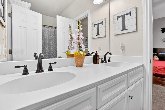 3601 Huntsman Road, Edmond, OK 73003