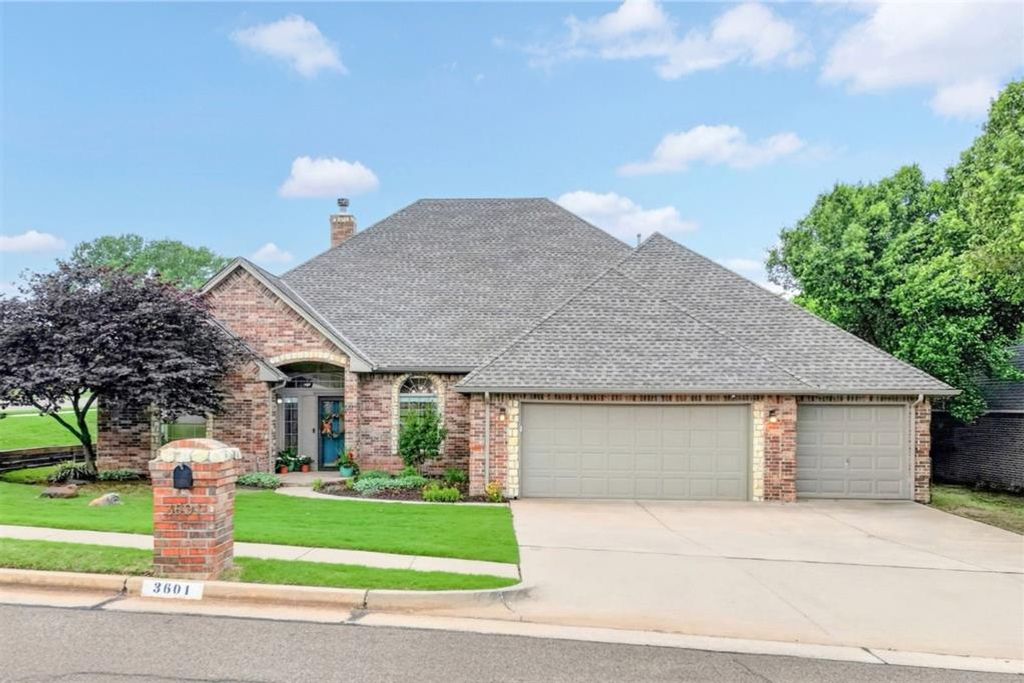 3601 Huntsman Road, Edmond, OK 73003