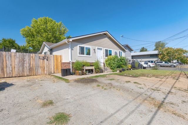 815 Niantic Street, Medford, OR 97501