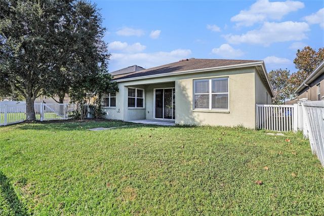 6822 RUNNER OAK DRIVE, Wesley Chapel, FL 33545