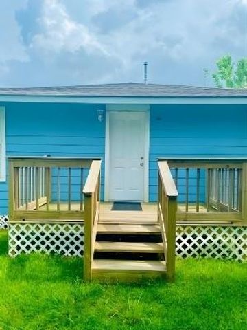 5107 Farmer Street, Houston, TX 77020