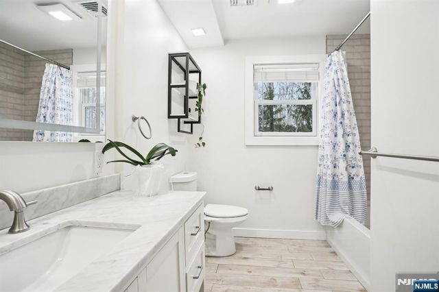 56 Pinehill Drive, Upper Saddle River, NJ 07458